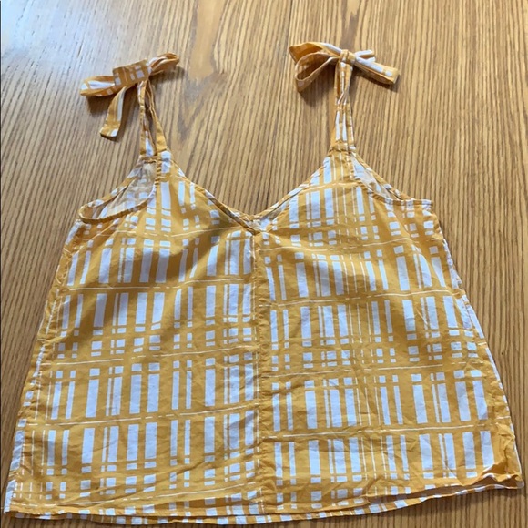 Universal Thread | Tops | Universal Thread Top Gold And White Size M ...